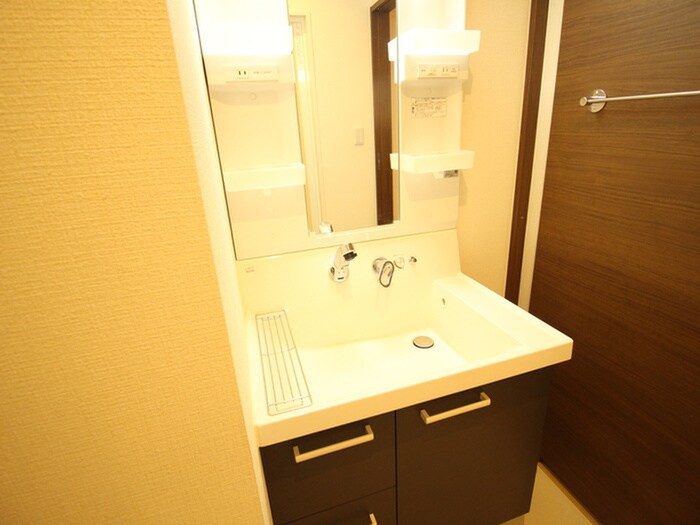 物件内観写真9　(洗面)