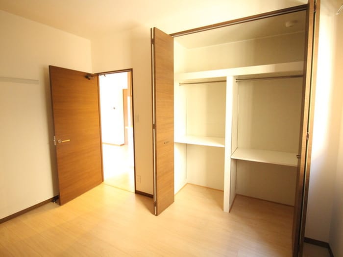 物件内観写真14　(収納)