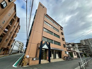 TARO淡路外観写真