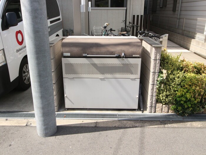 物件外観写真6　(建物設備)