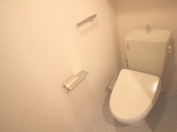 物件内観写真11　(トイレ)