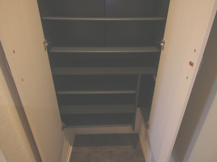 物件内観写真17　(靴箱)