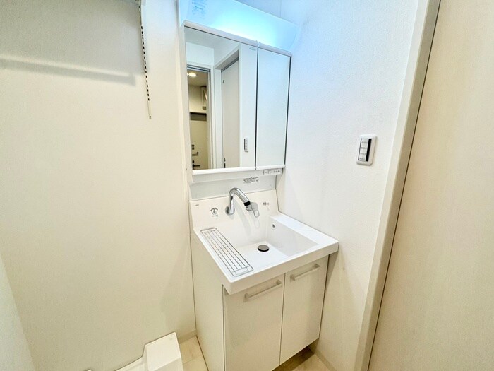 物件内観写真10　(洗面)