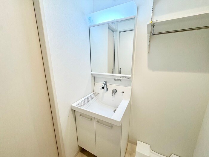 物件内観写真13　(洗面)