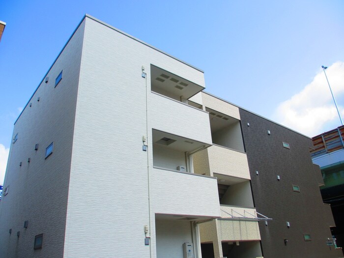 物件外観写真3　(外観写真)