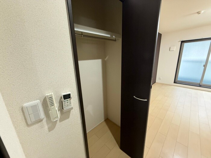 物件内観写真13　(収納)