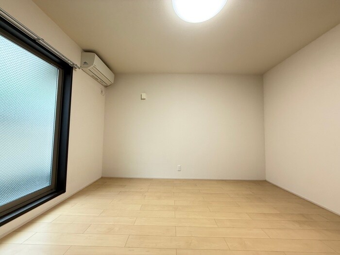 物件内観写真16　(居室)