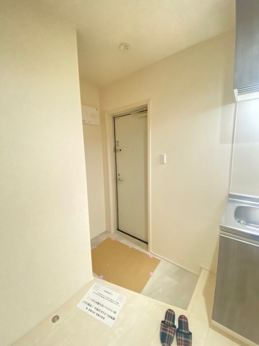 物件内観写真15　(玄関)