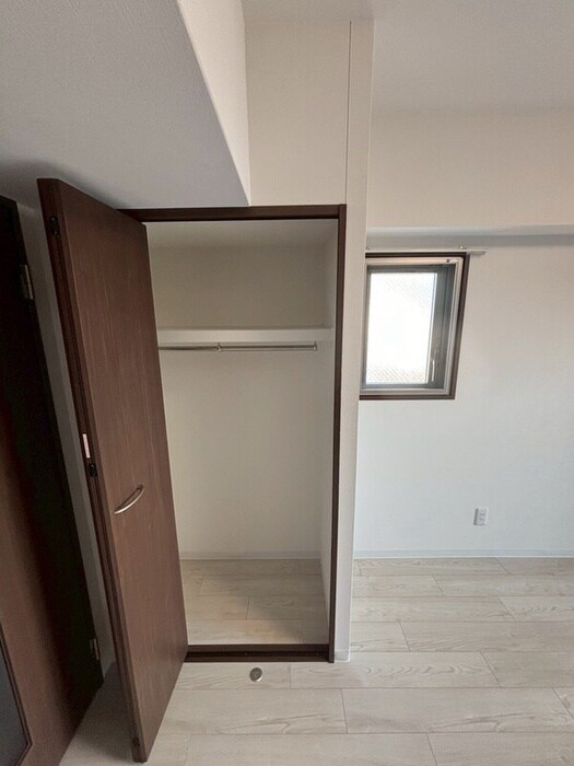 物件内観写真13　(収納)