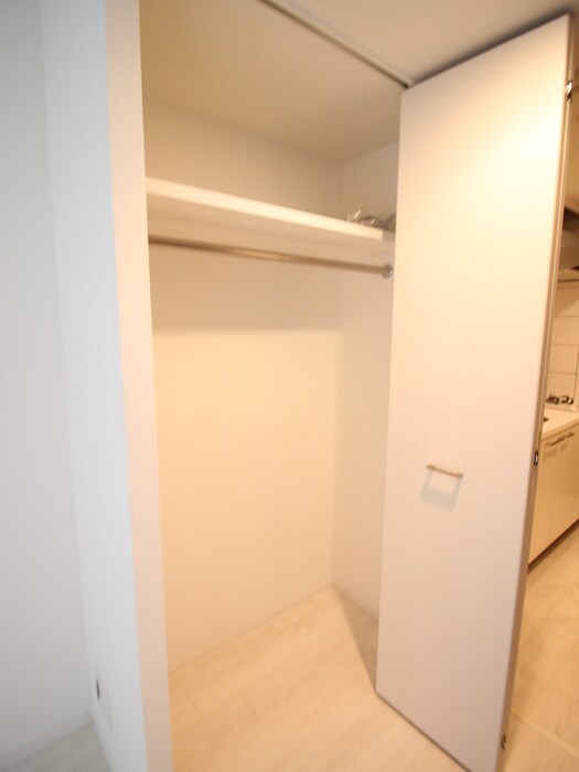 物件内観写真16　(収納)