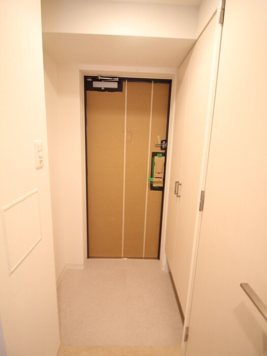 物件内観写真20　(玄関)