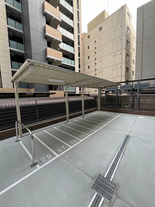 物件外観写真5　(駐輪場)