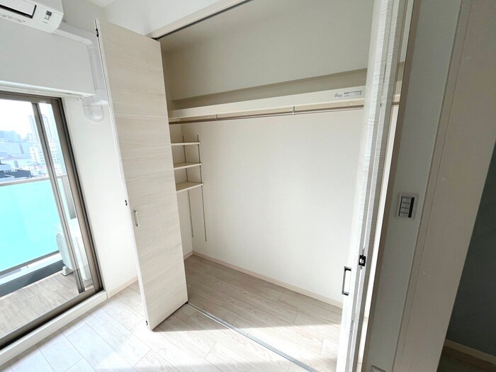 物件内観写真12　(収納)