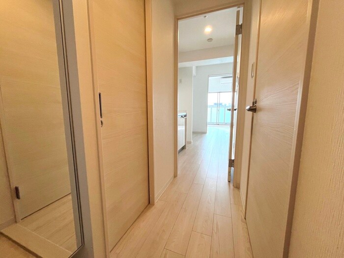 物件内観写真18　(廊下)