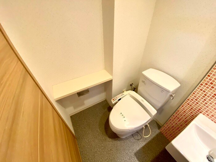物件内観写真13　(トイレ)