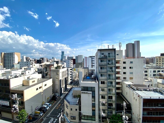 物件内観写真16　(室内からの展望)