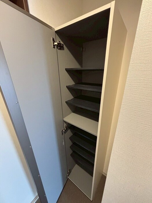 物件内観写真11　(靴箱)