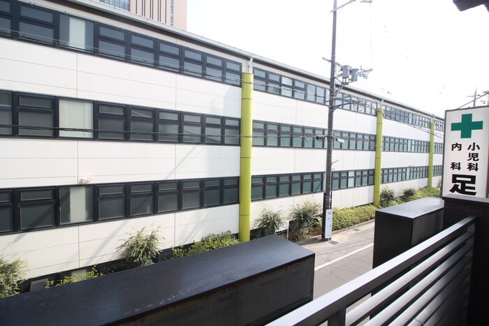 物件内観写真12　(室内からの展望)