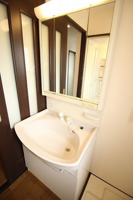 物件内観写真12　(洗面)