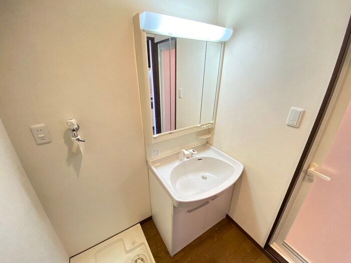 物件内観写真12　(洗面)