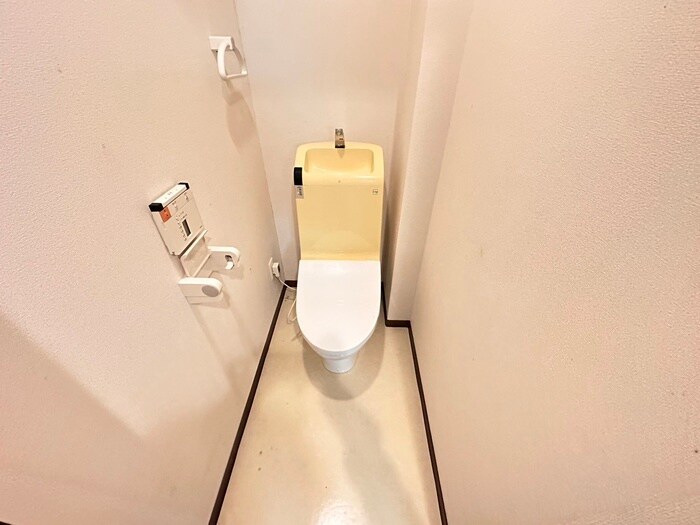 物件内観写真13　(トイレ)