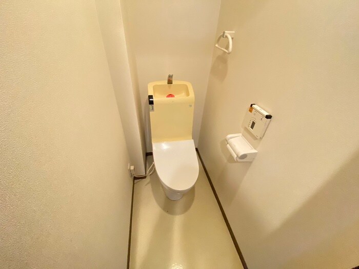 物件内観写真14　(トイレ)