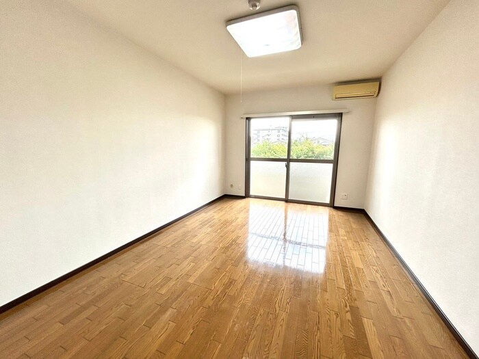 物件内観写真18　(居室)