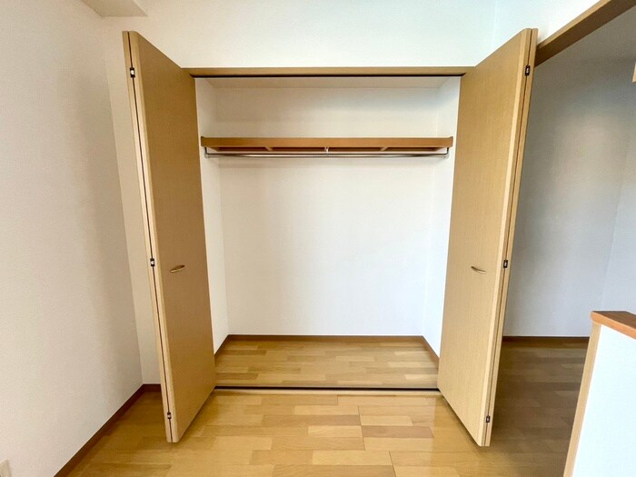 物件内観写真15　(収納)