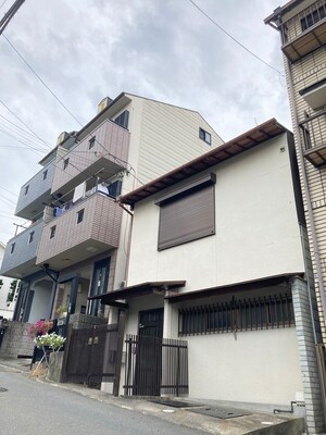 東大阪市上四条12-2貸家外観写真