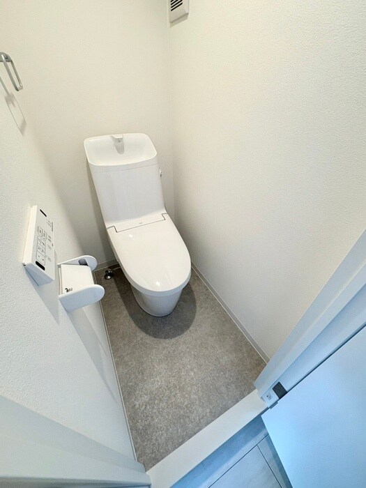 物件内観写真11　(トイレ)