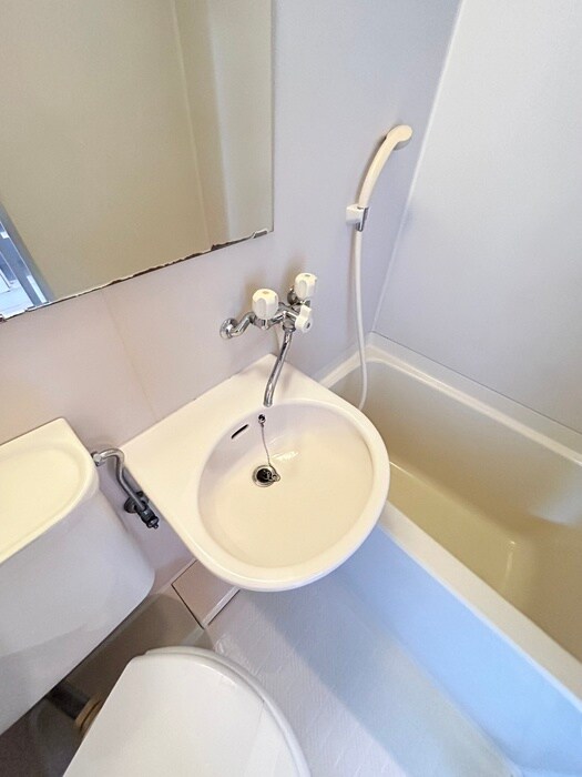 物件内観写真11　(洗面)