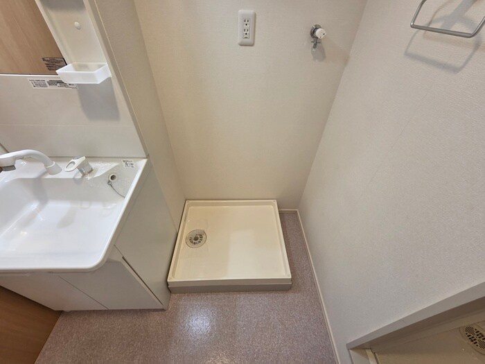 物件内観写真20　(洗濯機置場)