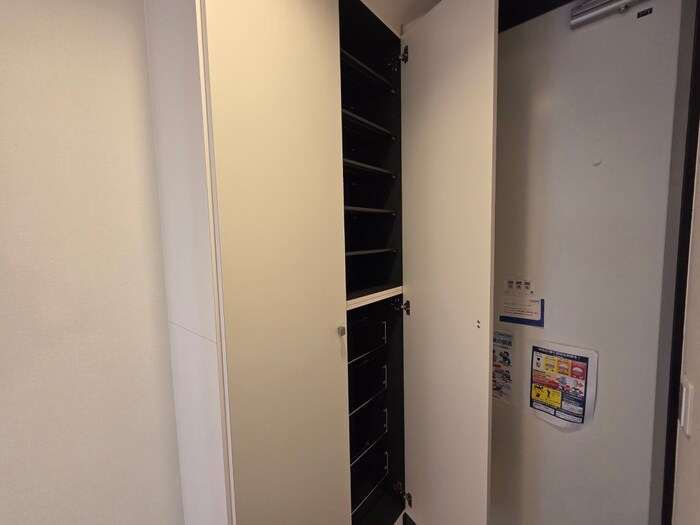 物件内観写真22　(靴箱)