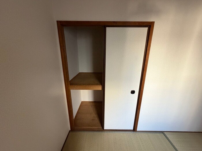 物件内観写真15　(収納)