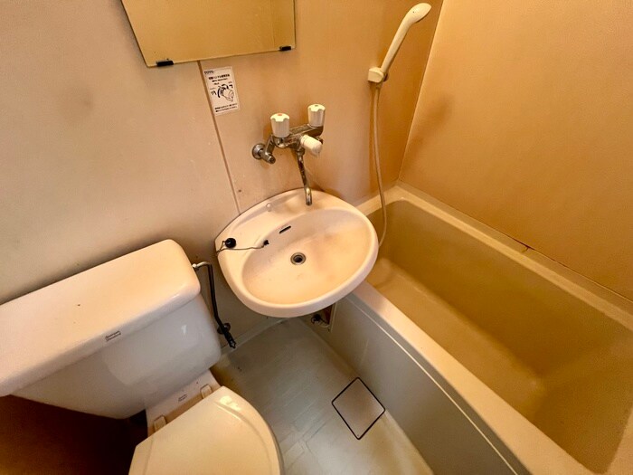 物件内観写真8　(洗面)