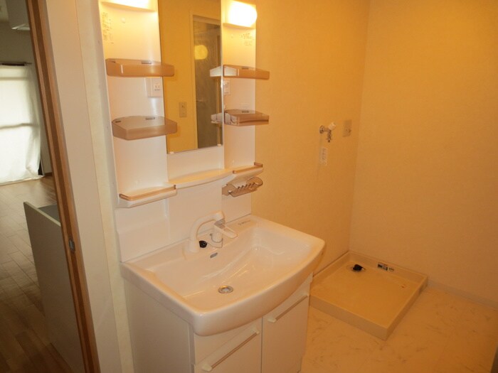 物件内観写真8　(洗面)