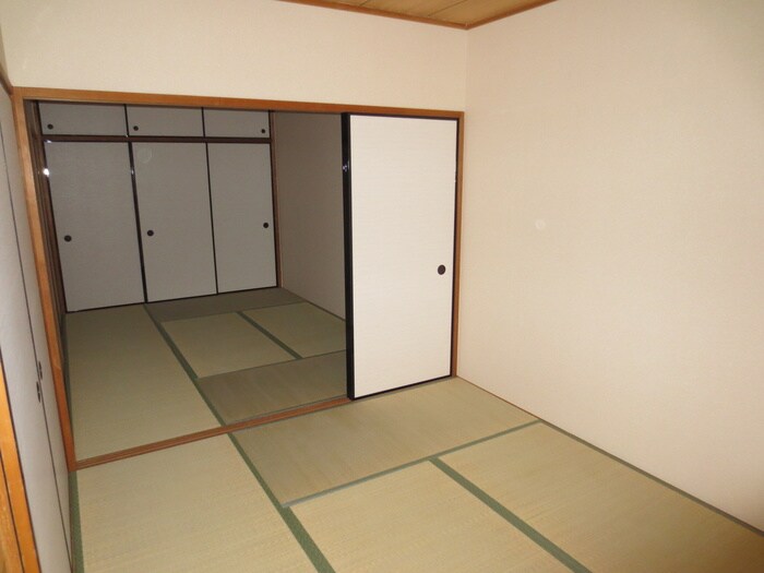 物件内観写真9　(居室)