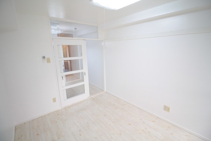 物件内観写真10　(居室)