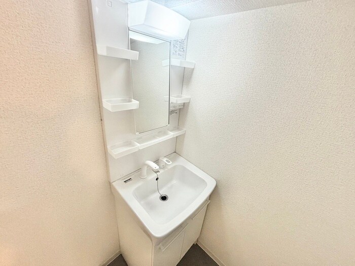 物件内観写真10　(洗面)