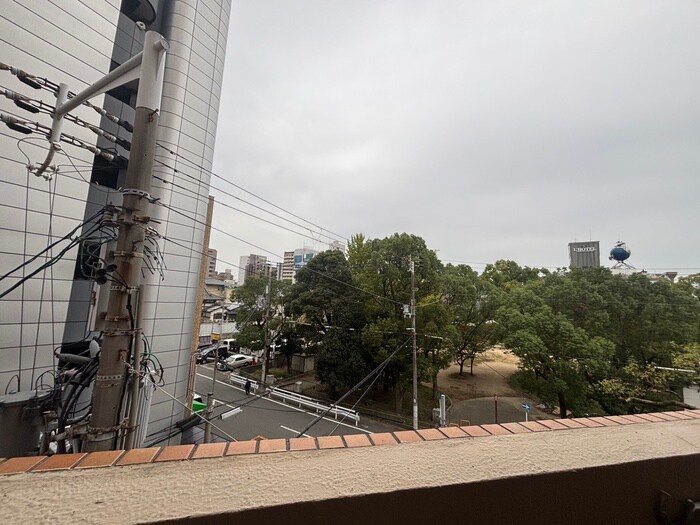 物件内観写真15　(室内からの展望)