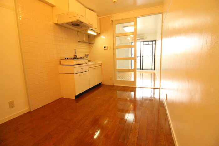 物件内観写真14　(居室)