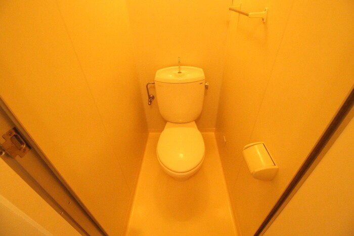 物件内観写真15　(トイレ)