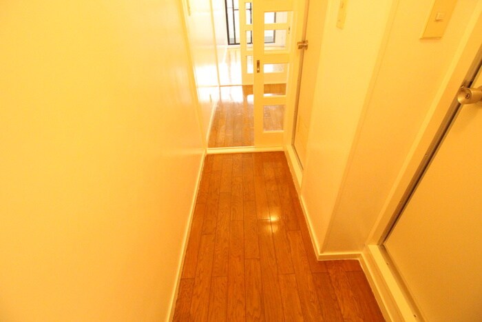 物件内観写真19　(廊下)