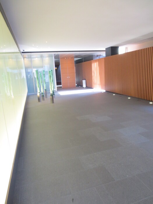 物件外観写真6　(駐車場)