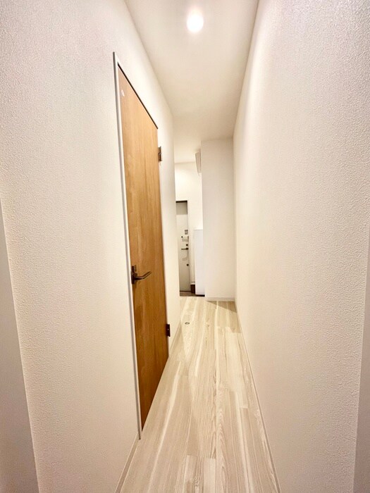 物件内観写真19　(廊下)
