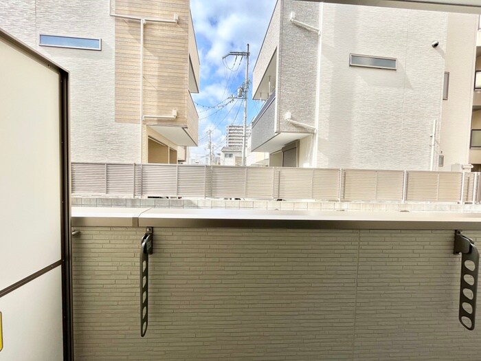 物件内観写真20　(室内からの展望)