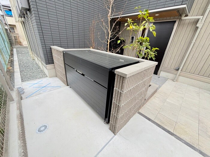 物件外観写真6　(建物設備)