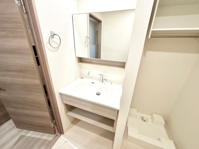 物件内観写真13　(洗面)