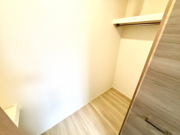 物件内観写真15　(収納)