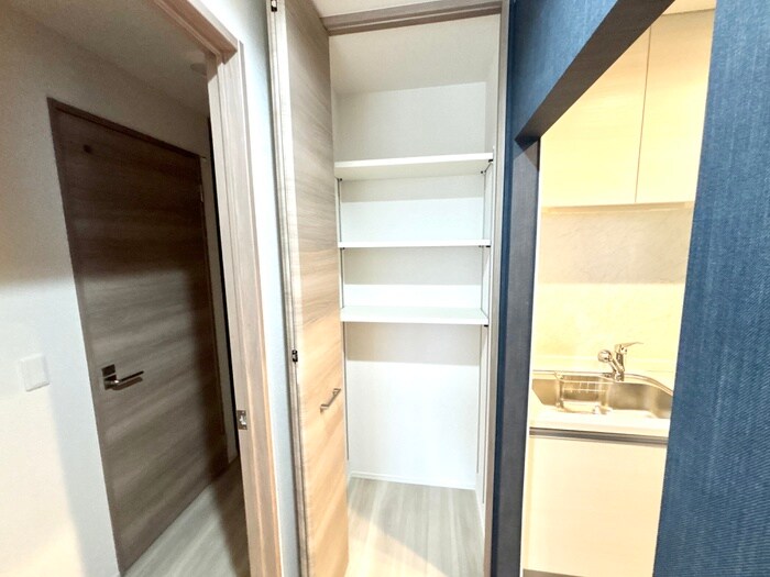 物件内観写真18　(収納)